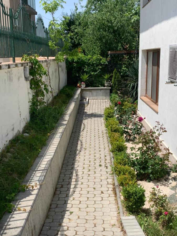Oasis By The Sea Apartment Primorsko Bagian luar foto